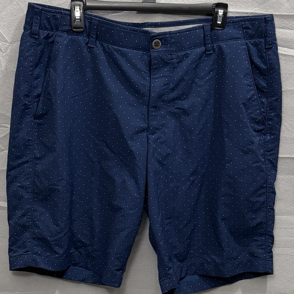 Under Armour Men's HeatGear Loose Golf Shorts Navy Polka Dot Size 40 - Picture 2 of 12